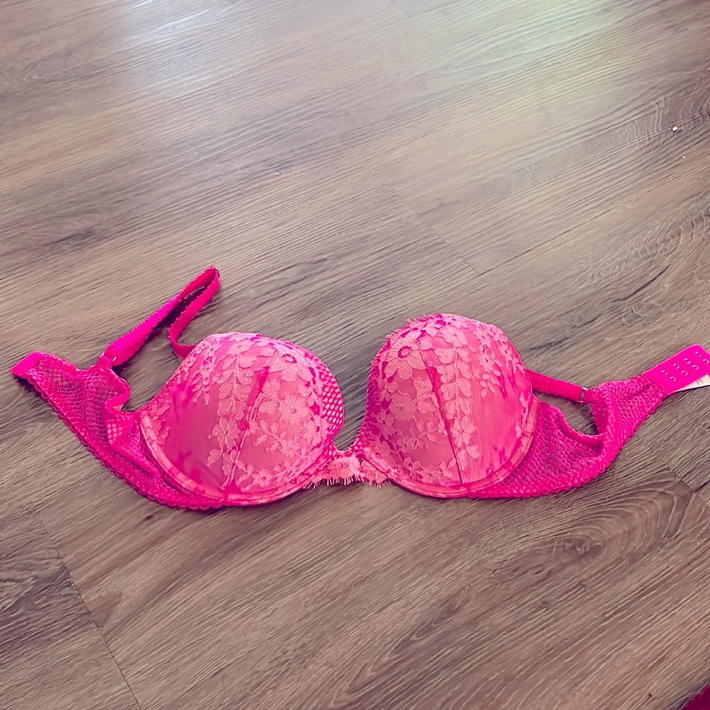 Victoria Secret size 34 C